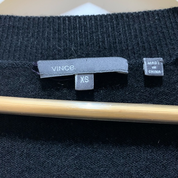 VINCE 100% cashmere sweater - Picture 2 of 2